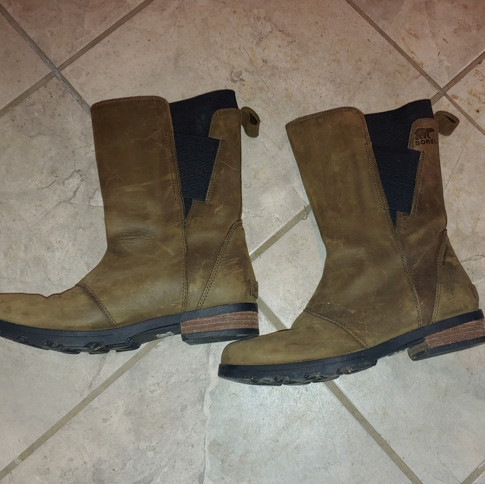 Sorel Emelie Mid Calf Brown Boots 7.5